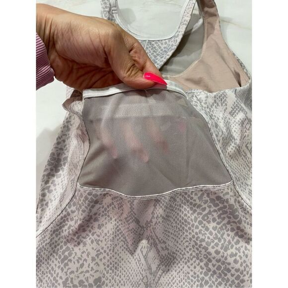 Lululemon White Gray Snake Print Tank Top Mesh Size 6 - Picture 6 of 7